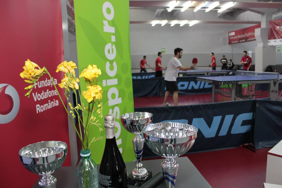 Turneu caritabil de tenis de masă | Fundaţia Vodafone România